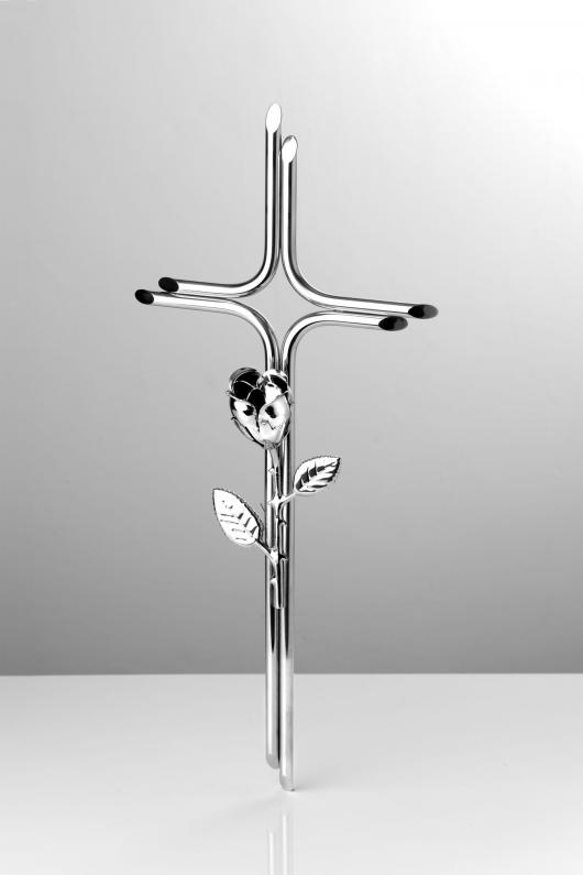 Krzyż nagrobny leżący nr 32